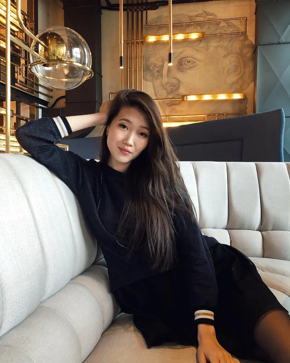 Altynai escort in Hong Kong