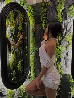 Assel escort in Hong Kong
