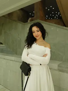 Assel escort in Hong Kong