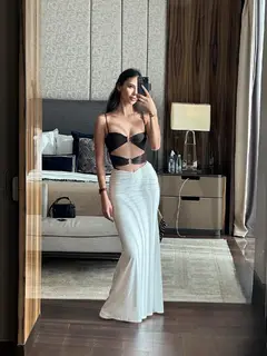 Eleonora escort in Hong Kong
