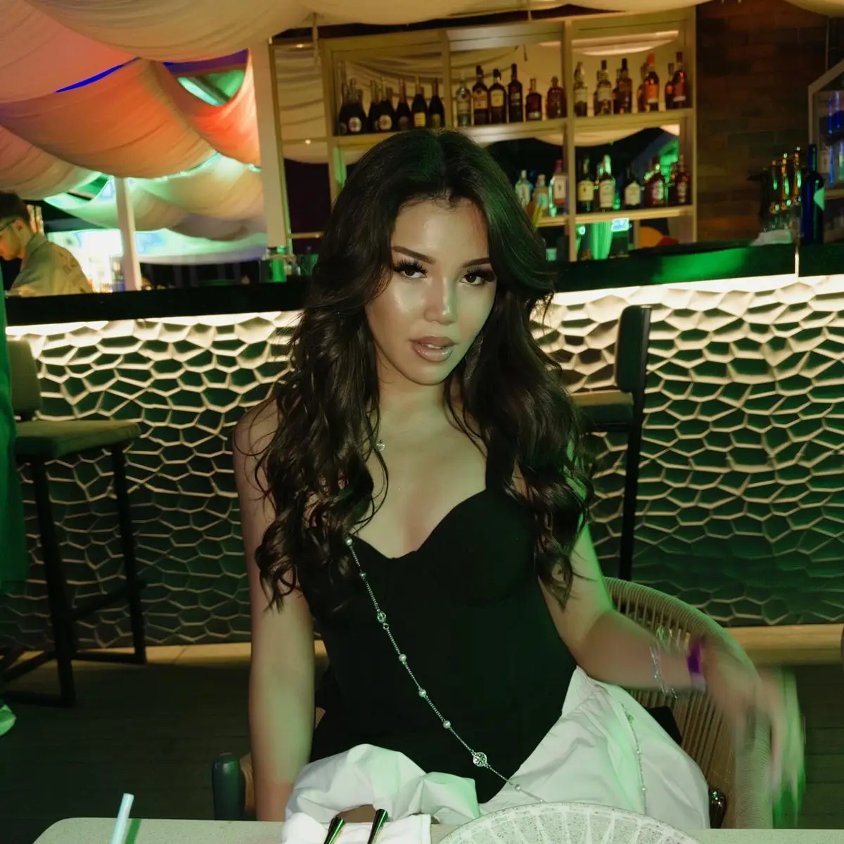 Gauhar escort in Hong Kong