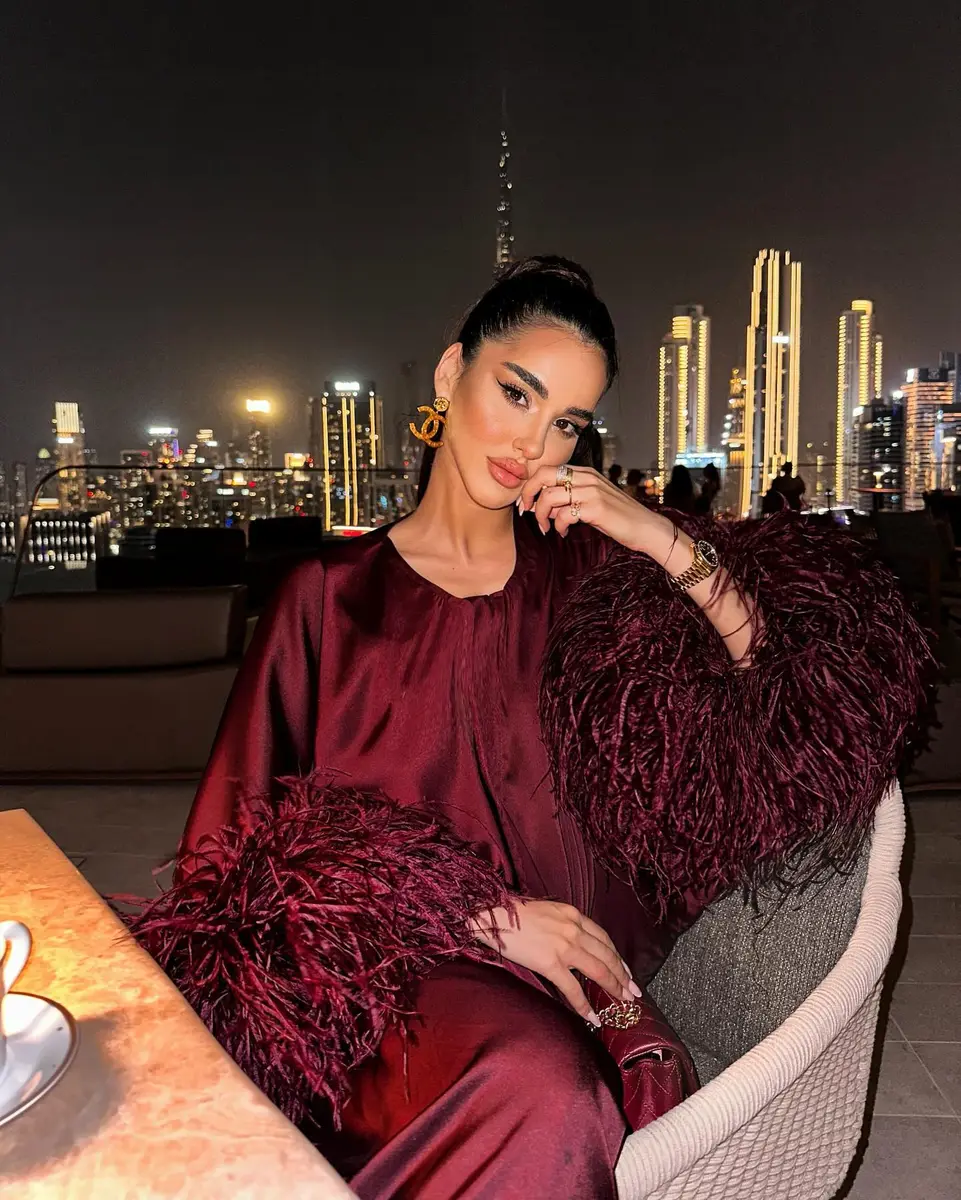 Merry escort in Hong Kong