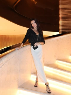 Saule escort in Hong Kong
