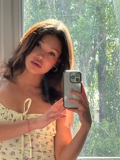 Stefania escort in Hong Kong