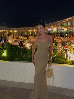 Tolkyn escort in Hong Kong