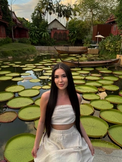 Zhanna escort in Hong Kong
